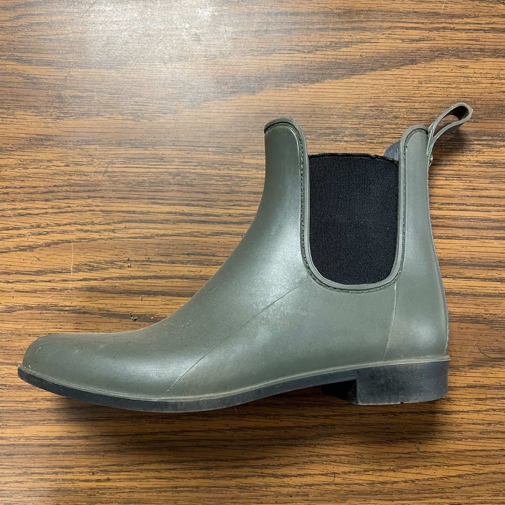 Sam Edelman green short rain boots US women’s size 8